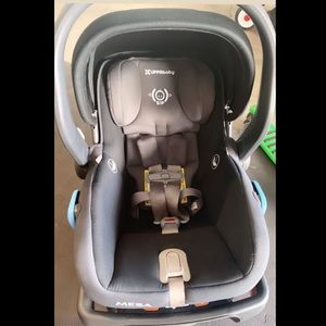 Uppababy car seat